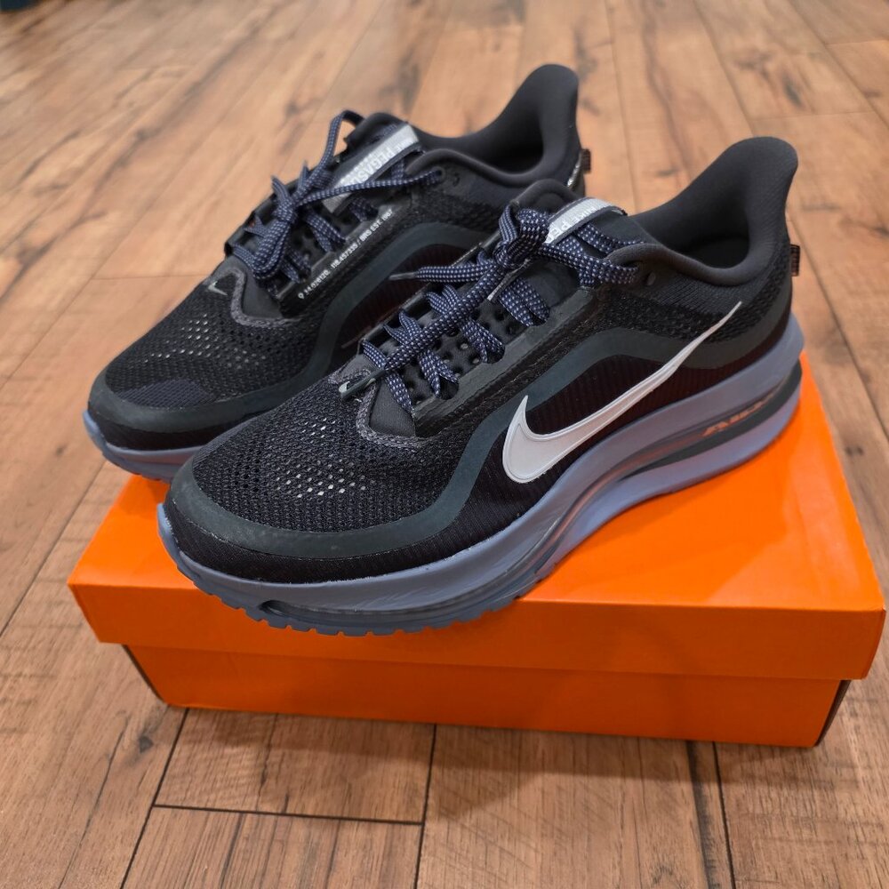 BRAND NEW NIKE PEGASUS PREMIUM MENS SIZE 10